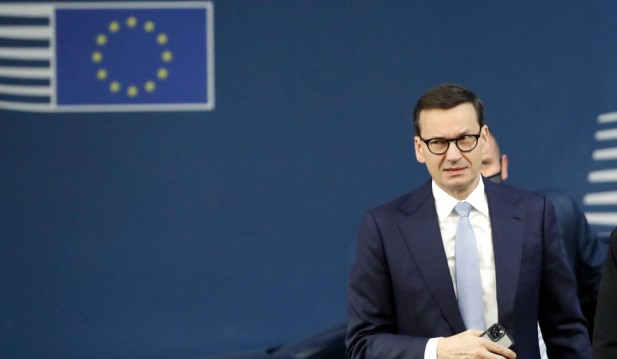 Polish Premier Denounces EU Centralization as Counter Productive