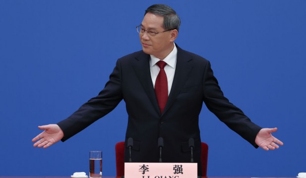 Premiere Li Says China Promotes Free Trade, Will Push for Global Economic Development