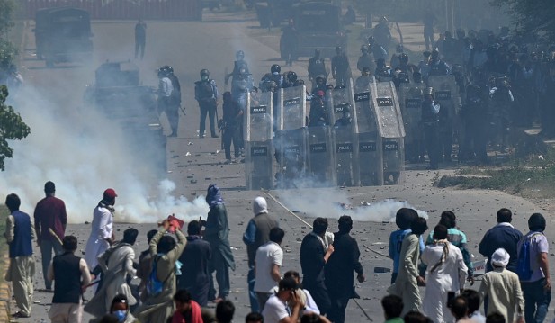 WATCH: Pakistan Protests Turn Deadly as Authorities, Imran Khan Supporters Clash 
