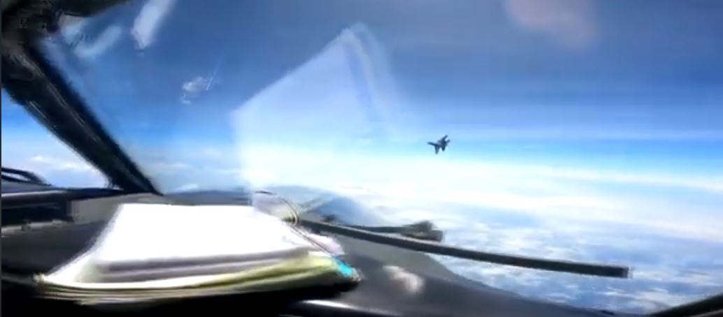 Chinese J-16 Fighter Pilot Performs “Aggressive” Maneuver on US Military Plane