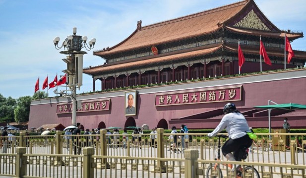China Cordons Off Tiananmen Square Ahead of Massacre Anniversary