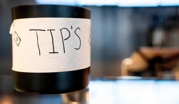 Americans are Now Tipping Less, Claims New Data; Here are Factors Affecting Service Tips