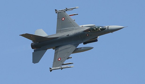 Ukrainian Pilots to Begin Fighter Training on Danish F-16s