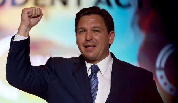Top Ron DeSantis PAC Official Acknowledges Trump's Significant Lead in Presidential Campaign