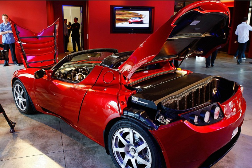 How Tesla Revolutionizes EV Industry; Steering Yoke and Other Influential Innovations