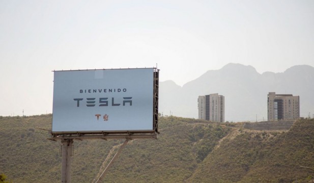 Mexican Authorities to Issue Tesla Final Permits for its Gigafactory, Official Says