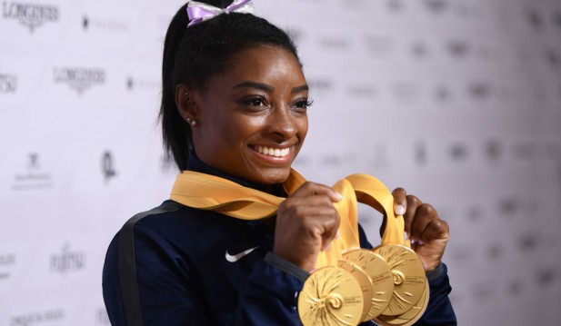 Simone Biles Dominates 2023 US Classic in First Meet Following 2-Year Absence