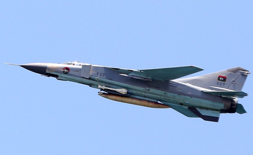 MiG-23 Crashes During Michigan Air Show; Pilots Manage to Eject Before Crash