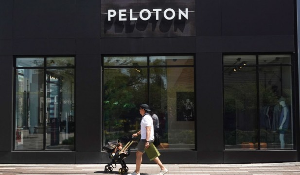 Indoor Cycling Hardware Firm Peloton's Shares Plummet 23% Due to Product Recall, Sales Slowdown