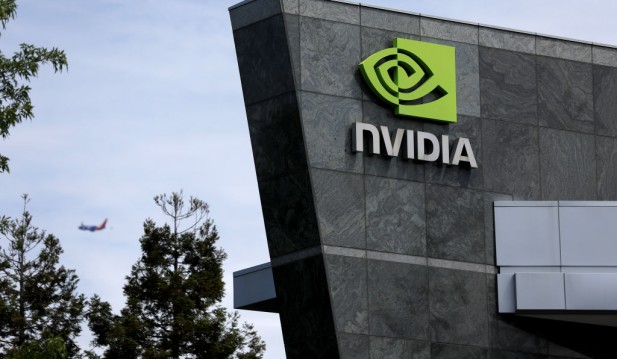 Nvidia Warns Chip Curbs Would Risk US Chipmakers’ Competitiveness in China