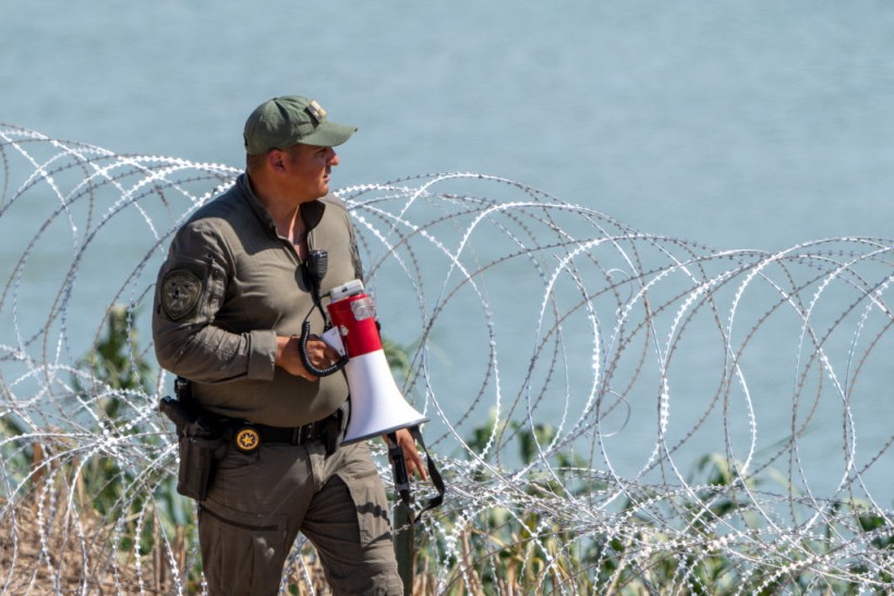 US Troops at Border with Mexico to Stay Until Sept. 30