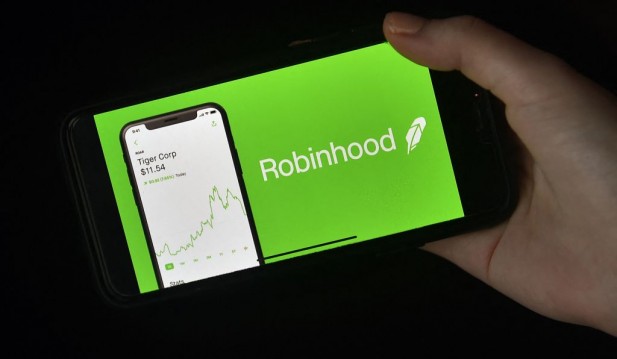 Robinhood Buys Back Former FTX CEO Sam Bankman-Fried’s Stake for $606 Million From US Government