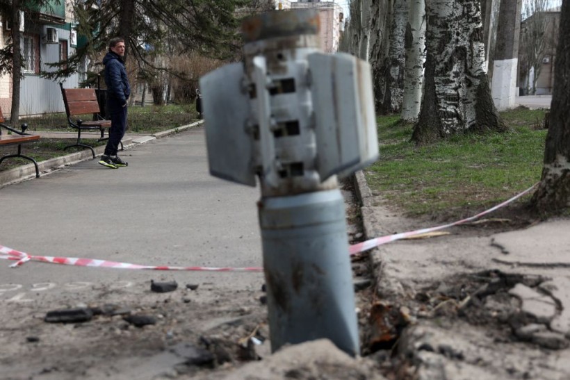 Human Rights Watch Blames Russia's Cluster Munitions for Hundreds of Deaths in Ukraine