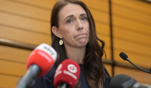 New Zealand Election Campaign: What Does Jacinda Ardern's Absence Mean?