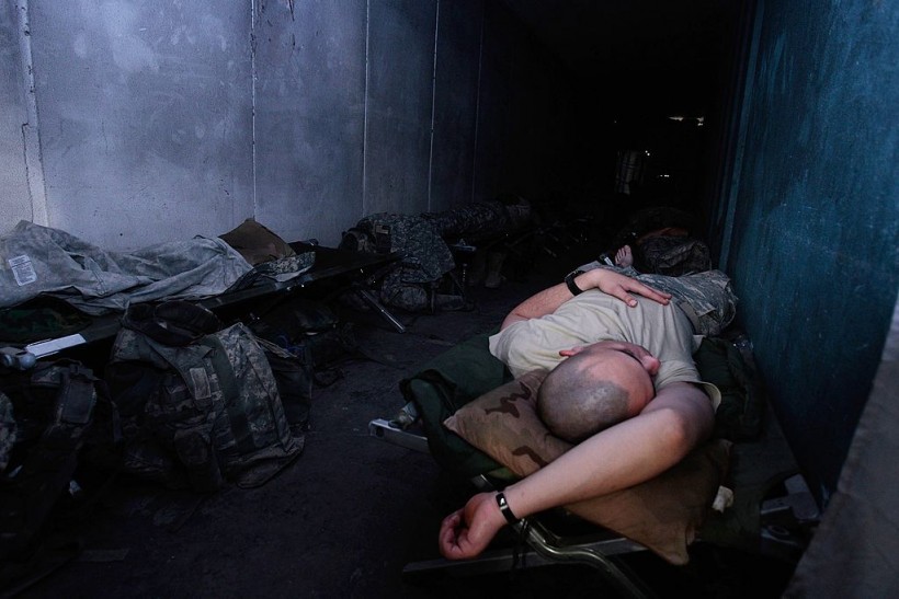 US Military Troops Suffer From Toxic Living Conditions, Claims GAO—Toxic Waste, Bed Bugs Just Among the Problems