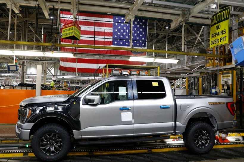 Ford's Billion-Dollar EV Battery Factory Suspended; Here's Why Its Construction is Halted