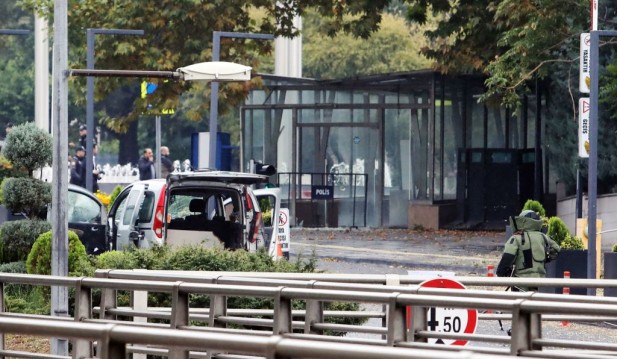2 Suspects Dead After Suicide Bomb Detonates Near Turkish Government Building in Ankara