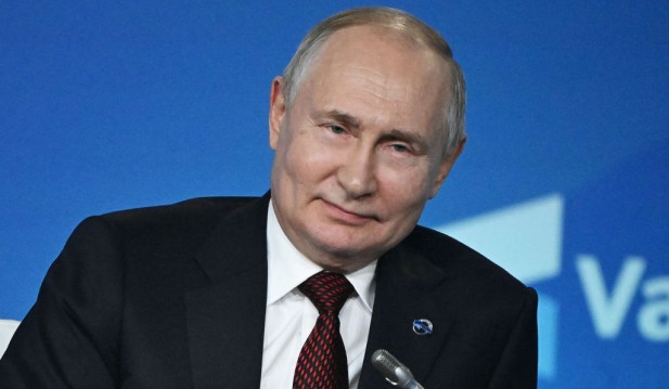 Putin Claims Russia Tested New Nuke Missile, Threatens to Revoke Global Test Ban