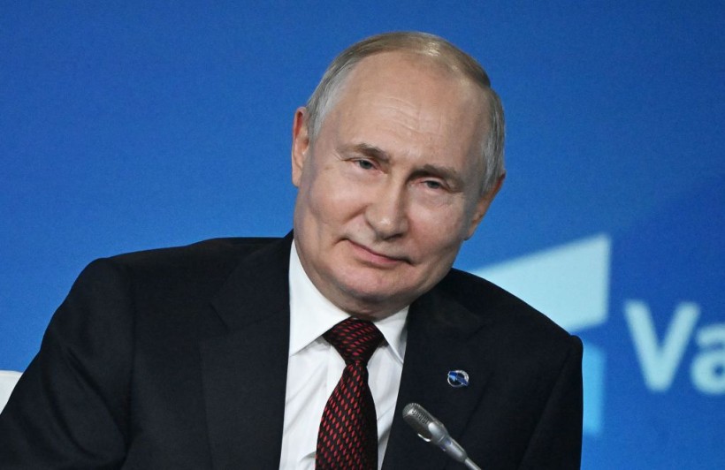 Putin Claims Russia Tested New Nuke Missile, Threatens to Revoke Global Test Ban
