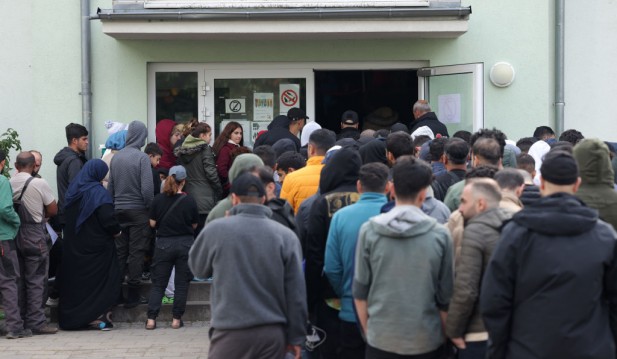 Germany Struggles To Accommodate High Influx Of Migrants