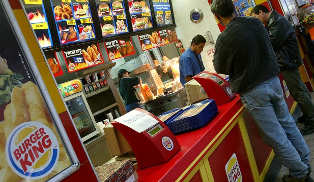 Newsweek: Burger King Israel Slammed for Donating Food to Israeli Troops