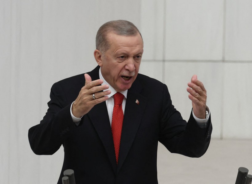 Recep Tayyip Erdogan Sends Sweden's NATO Application to Turkish Parliament