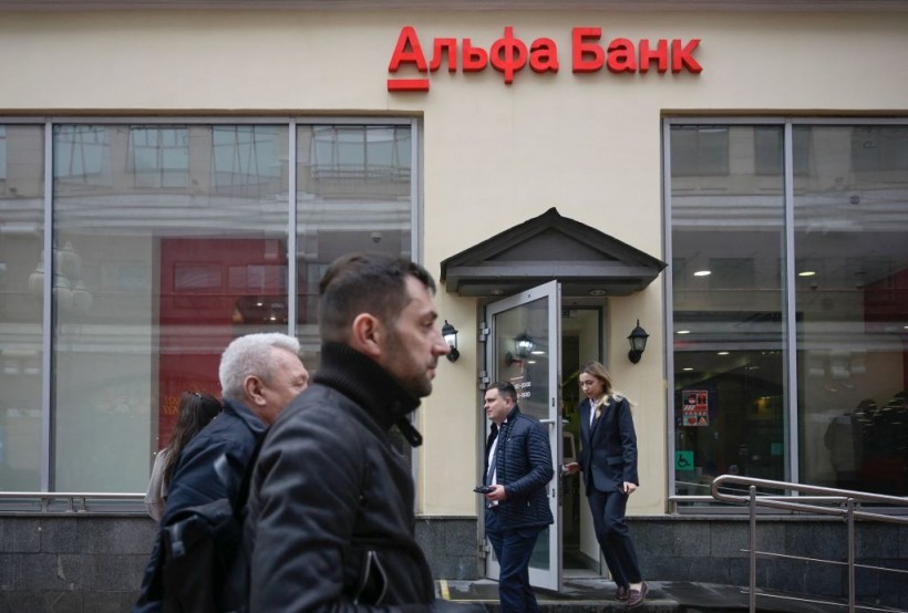 Largest Private Russian Bank Targeted by Ukrainian Hackers; Hacktivist Groups Claim Breaching Alfa-Bank