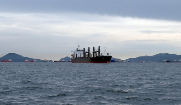 Extreme Drought: Panama Canal Reduces Ship Numbers Further, Stifling Global Trade