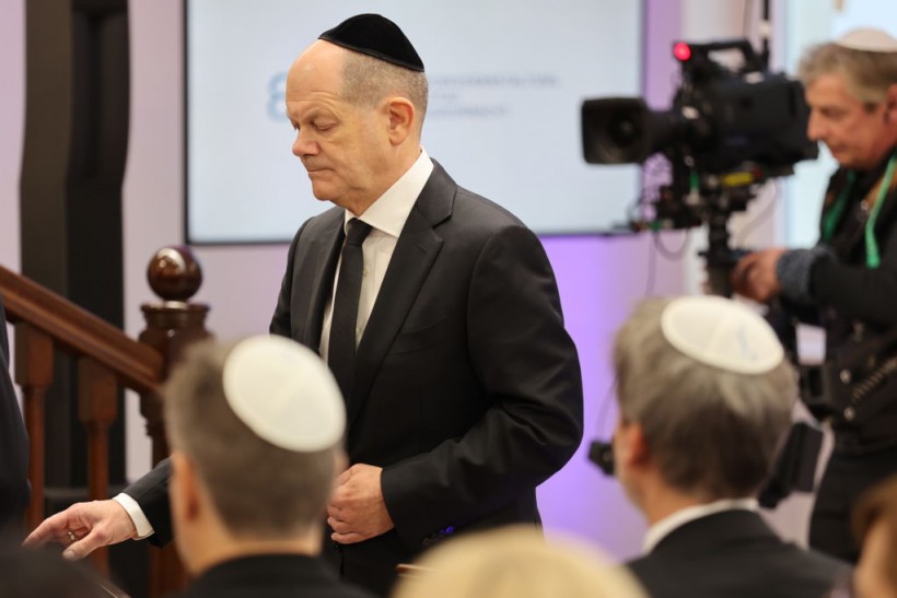 Germany Commemorates 'Kristallnacht' Amid Israel-Hamas War; Scholz 'Ashamed' of Renewed Antisemitism