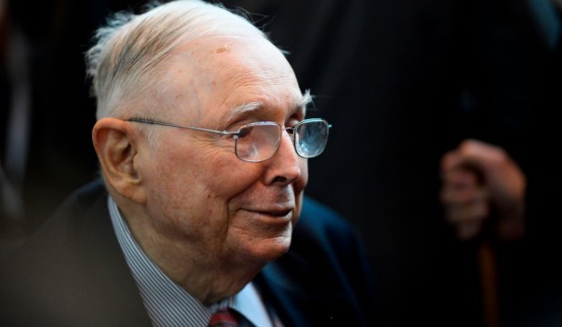 Charlie Munger Death: Who Was the Man Known as Warren Buffet's Right-Hand Man?