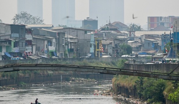 TOPSHOT-INDONESIA-ENVIRONMENT-POLLUTION