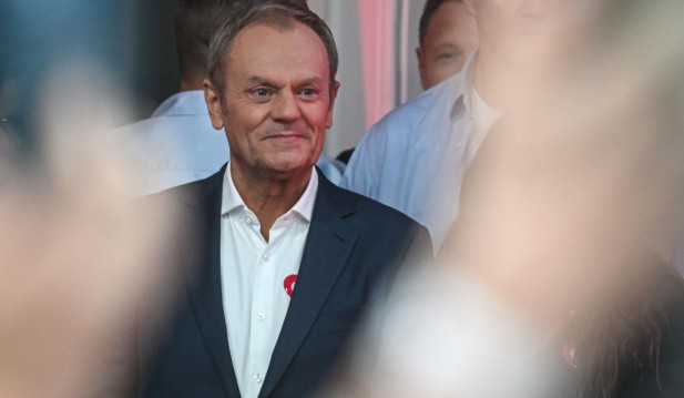 Donald Tusk Becomes Poland's New Prime Minister, Seeks Better European Union Ties