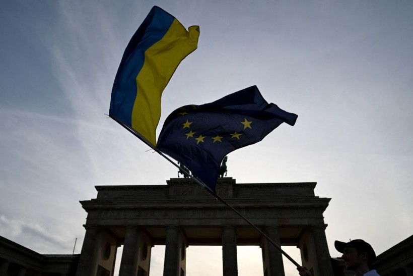 EU Opens Membership Talks with Ukraine, Moldova