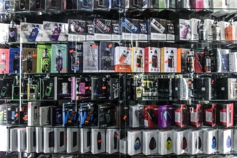 Fastest Growing UK Grocery is Now Vapes—With Over $1 Billion in Value Sales
