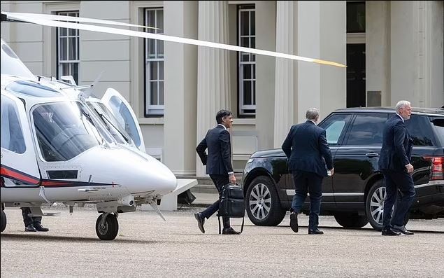 British PM Rishi Sunak Intervenes to Keep RAF’s VIP Helicopters Flying