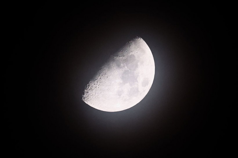 Japan's SLIM 'Moon Sniper' Enters Lunar Orbit Ahead of January Landing