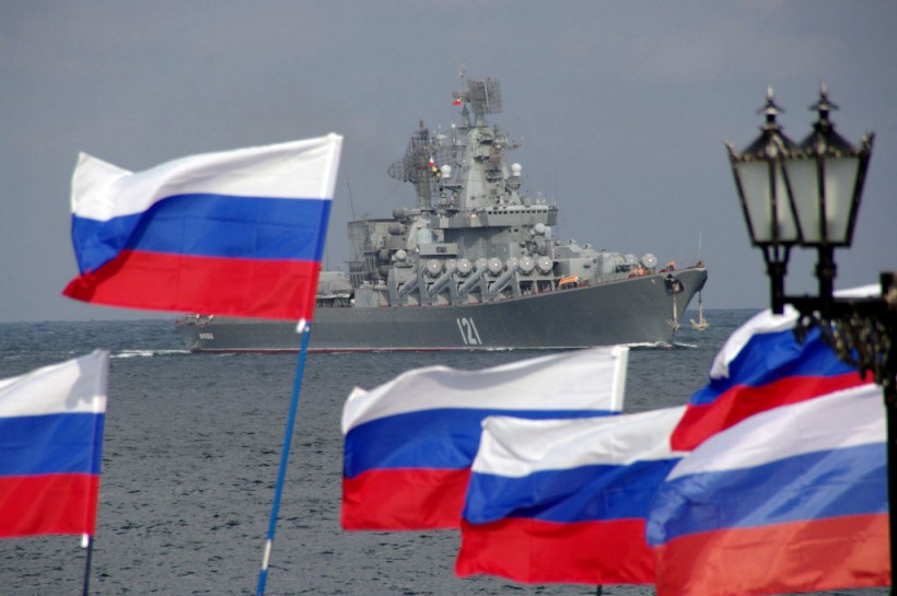 Russia's Warship in Black Sea Damaged by Ukrainian Air Strike—Russian Defense Ministry Shares Details