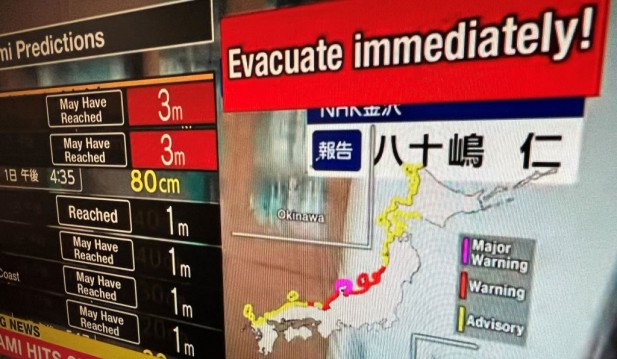 TOPSHOT-JAPAN-EARTHQUAKE-TSUNAMI