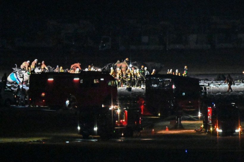 [UPDATE] 5 Japanese Coast Guardsmen Dead After Plane Collides with Passenger Jet
