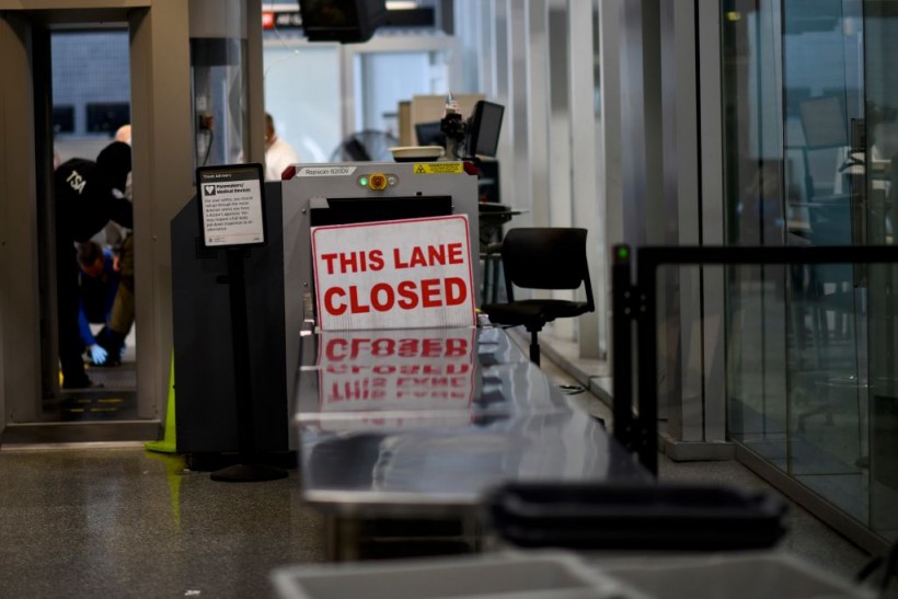 Philadelphia Airport TSA And Airport Workers Rally Against Gov't Shutdown Amid Large Air Traffic Delay Across Northeast