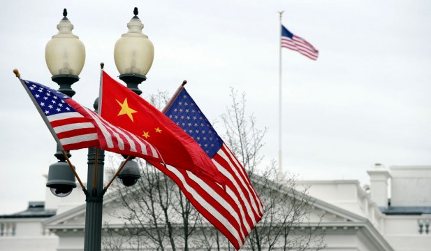 US-CHINA-DIPLOMACY-FLAG
