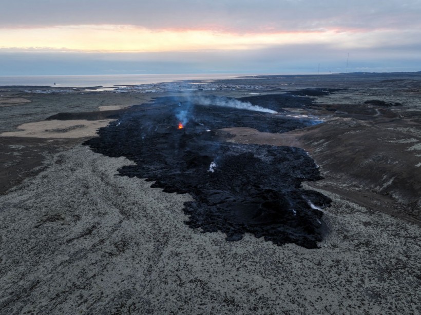 Iceland’s Reykjanes Peninsula Volcano May Burn for Some Time, Volcanologists Say