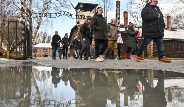 World Leaders Prepare to Commemorate International Holocaust Remembrance Day