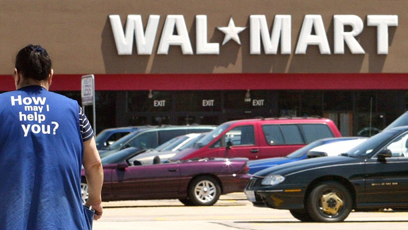 Walmart Goes Viral After Keeping Perishable Goods in Hot Sun—Sparking Outrage Among Shoppers
