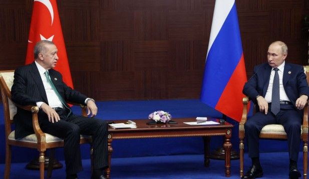 Ukraine Grain Deal: Ankara Eyes New Agreement Amid Russian President Vladimir Putin's Visit to Turkey