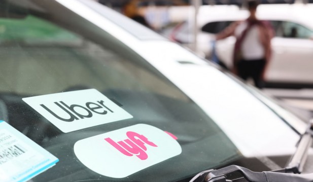 Ride-Hailing App Lyft, Uber