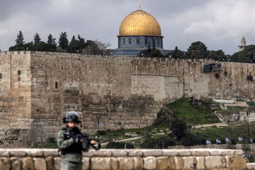 Israel To Restrict Access to Jerusalem's Al-Aqsa Mosque During Ramadan Celebrations