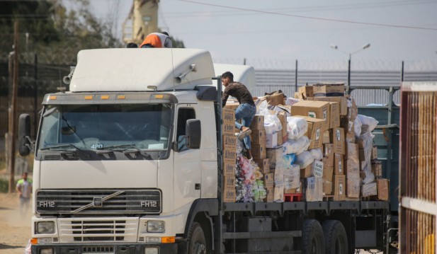 Gazans Await Aid As Israel's Siege Continues