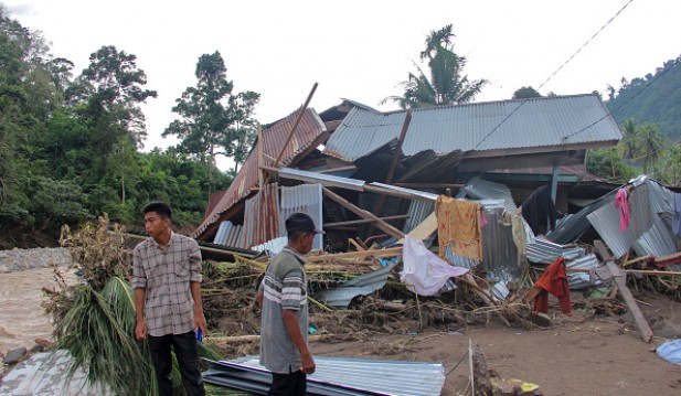 INDONESIA-LANDSLIDE-DISASTER-FLOOD