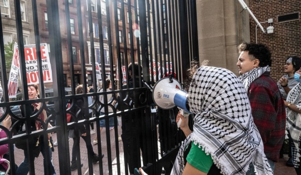 College Students Across the US Face Arrest for Pro-Palestinian Demonstrations at Prestigious Universities